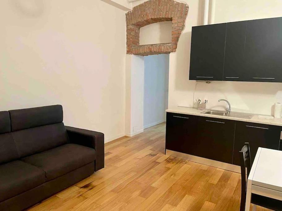 Isola - Garibaldi Lovely Apt. With Netflix And Wifi Mailand Exterior foto